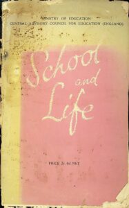 《学校与生活：学校到独立生活的过渡的首次调查》  School and Life: A First Enquiry into the Transition from School to Independent Life